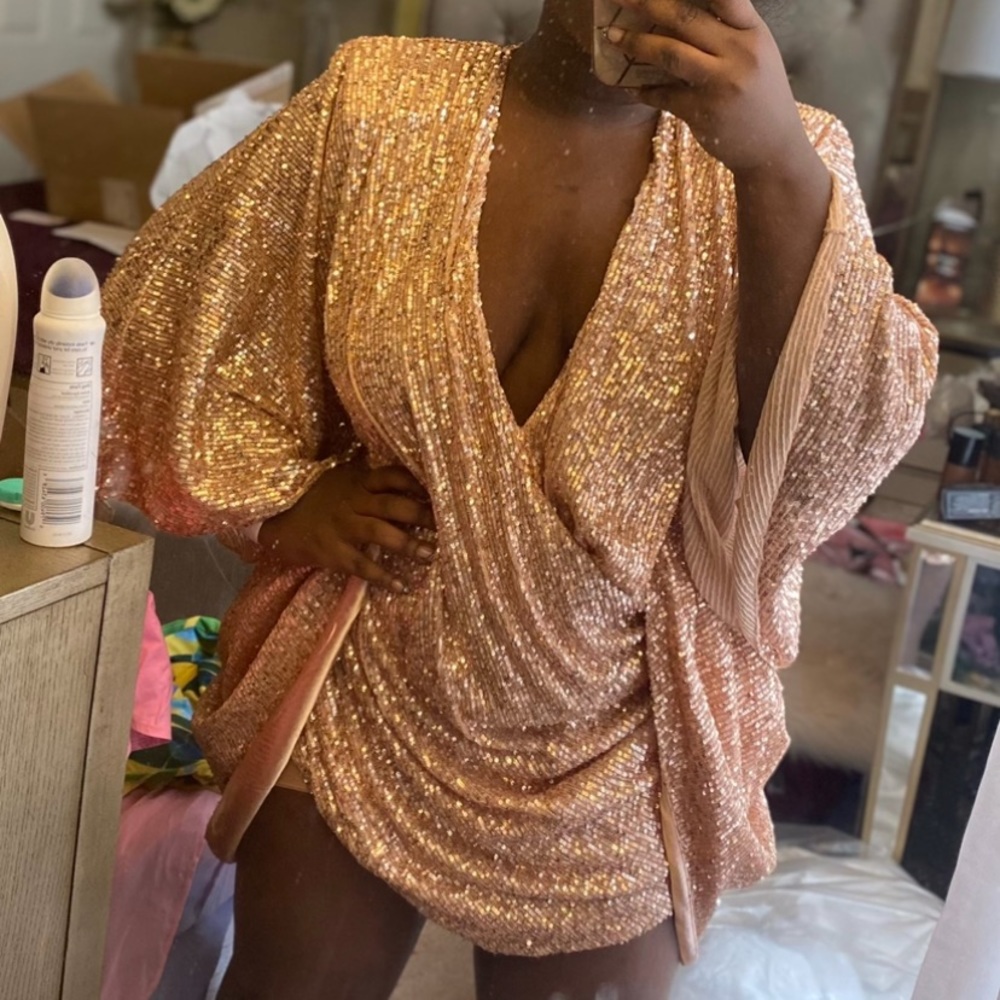 Ellae Lisque dress